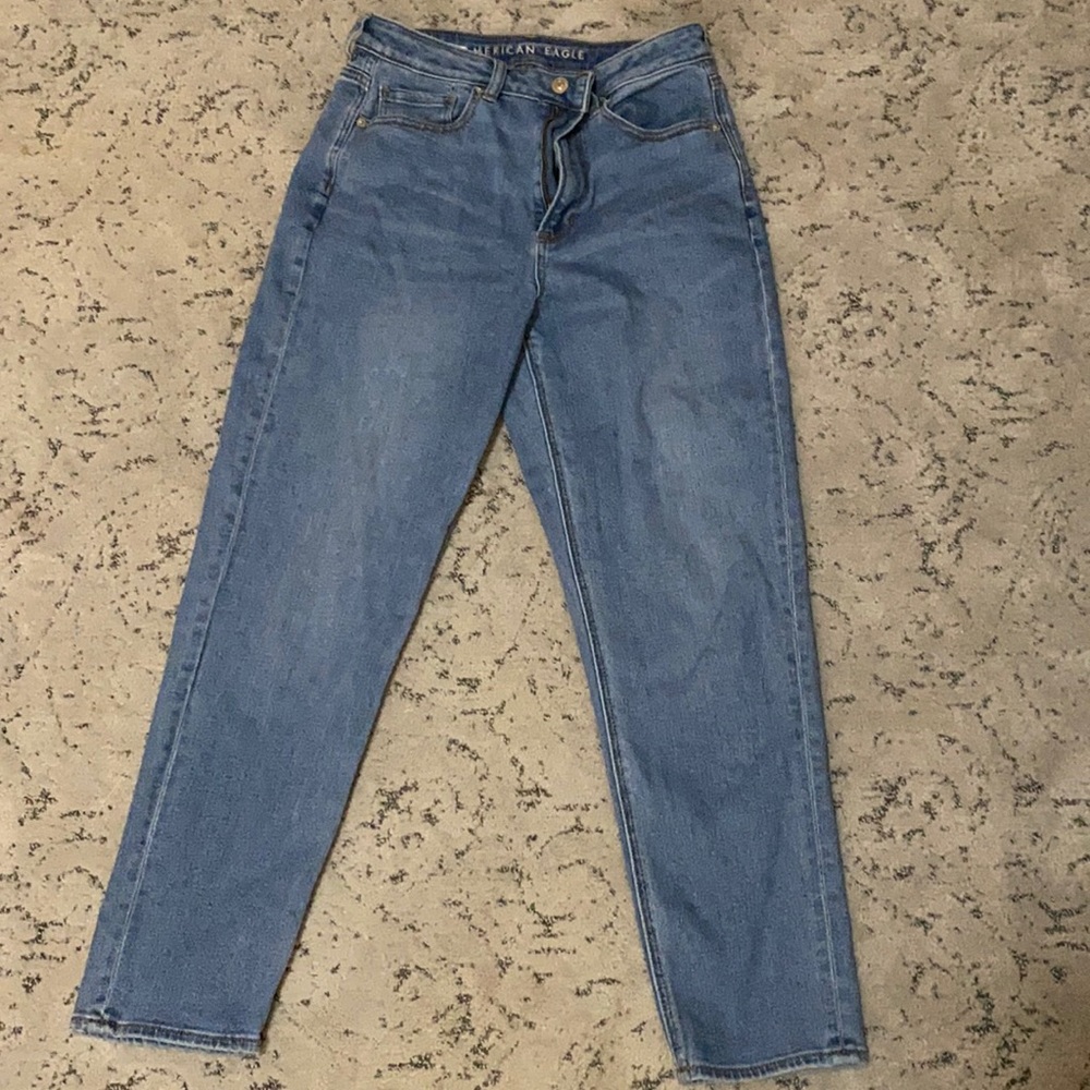 American Eagle Mom Jeans